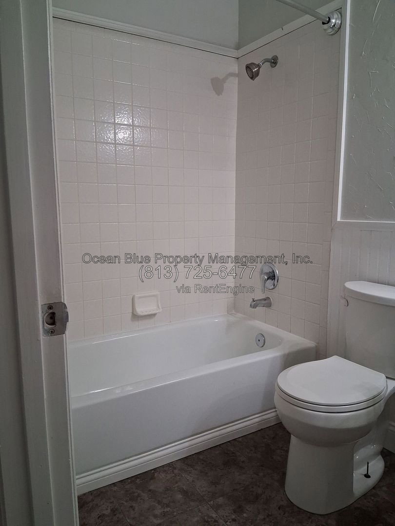 Gallery Image 17