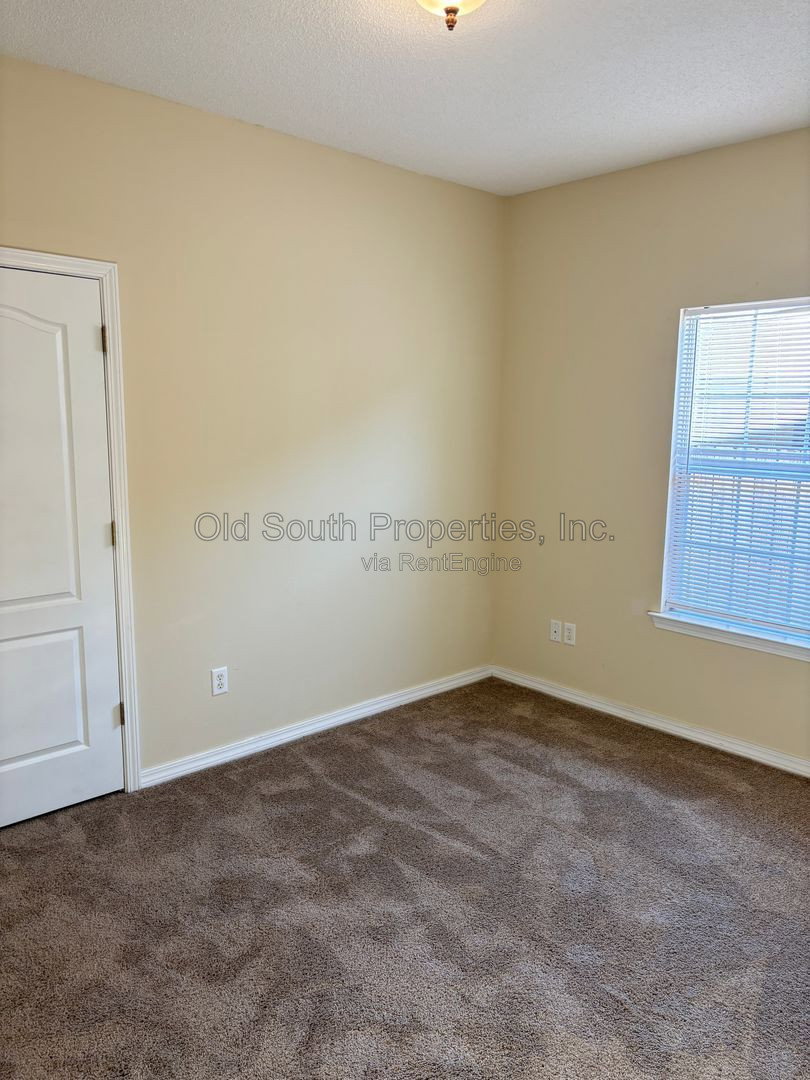 Gallery Image 17