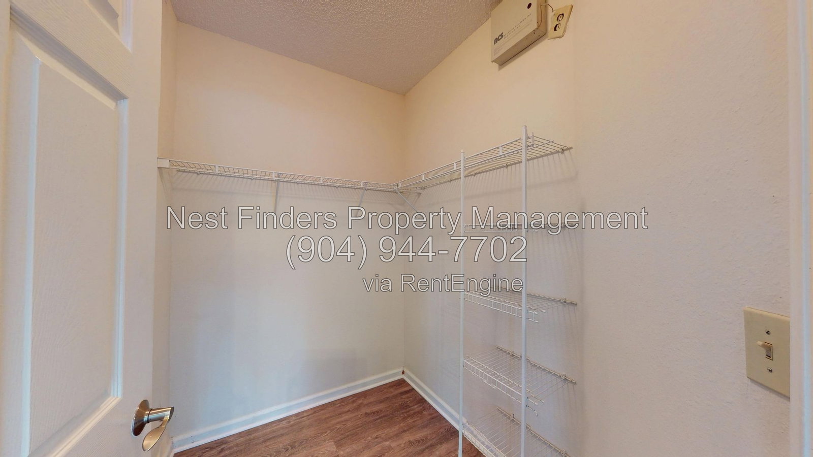 Gallery Image 13
