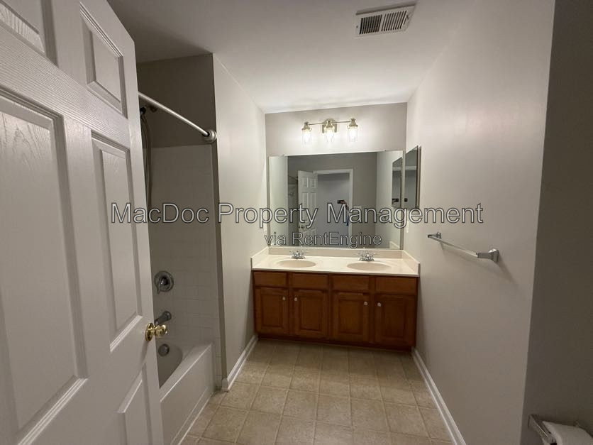 Gallery Image 63