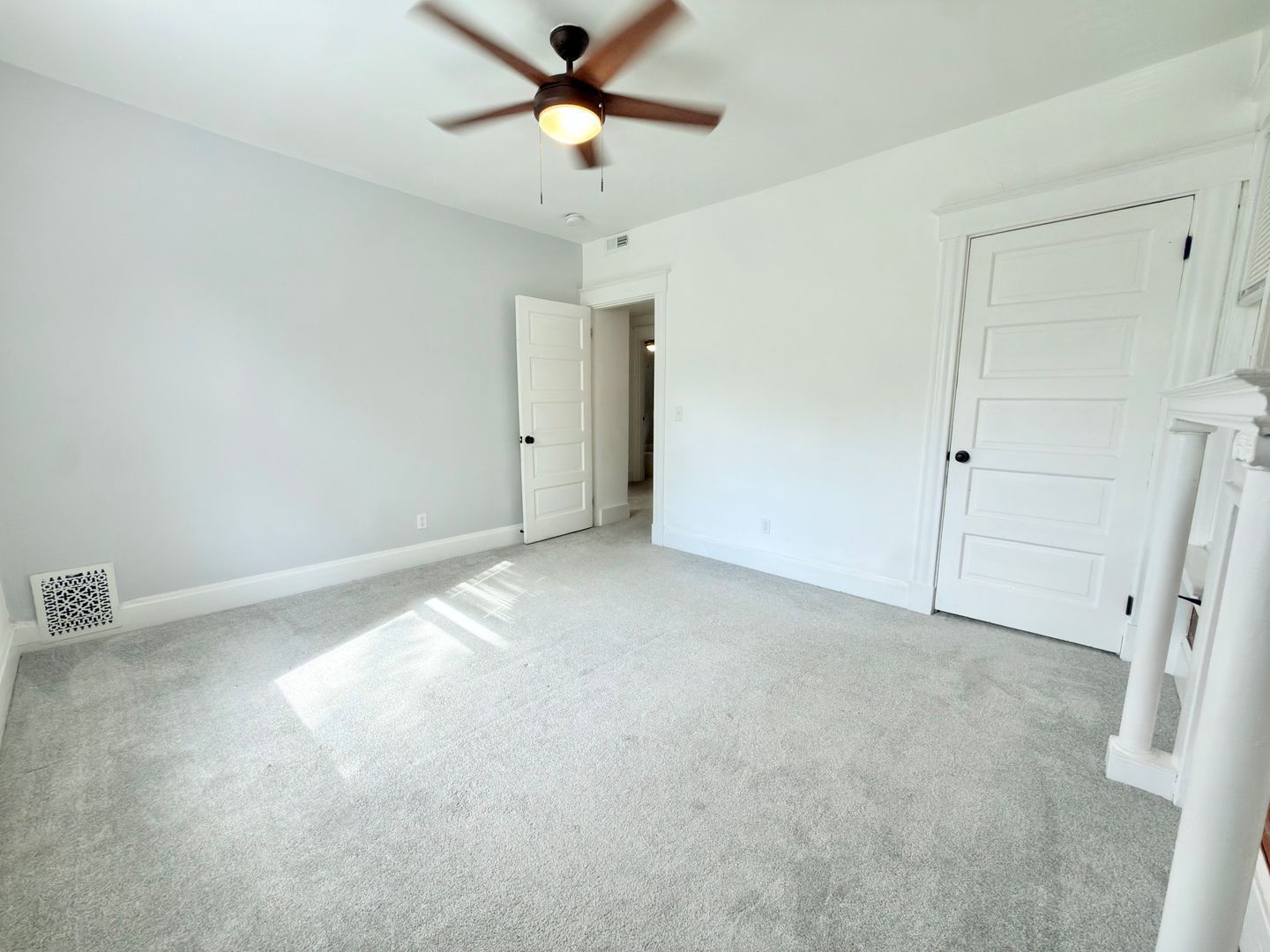 Gallery Image 15