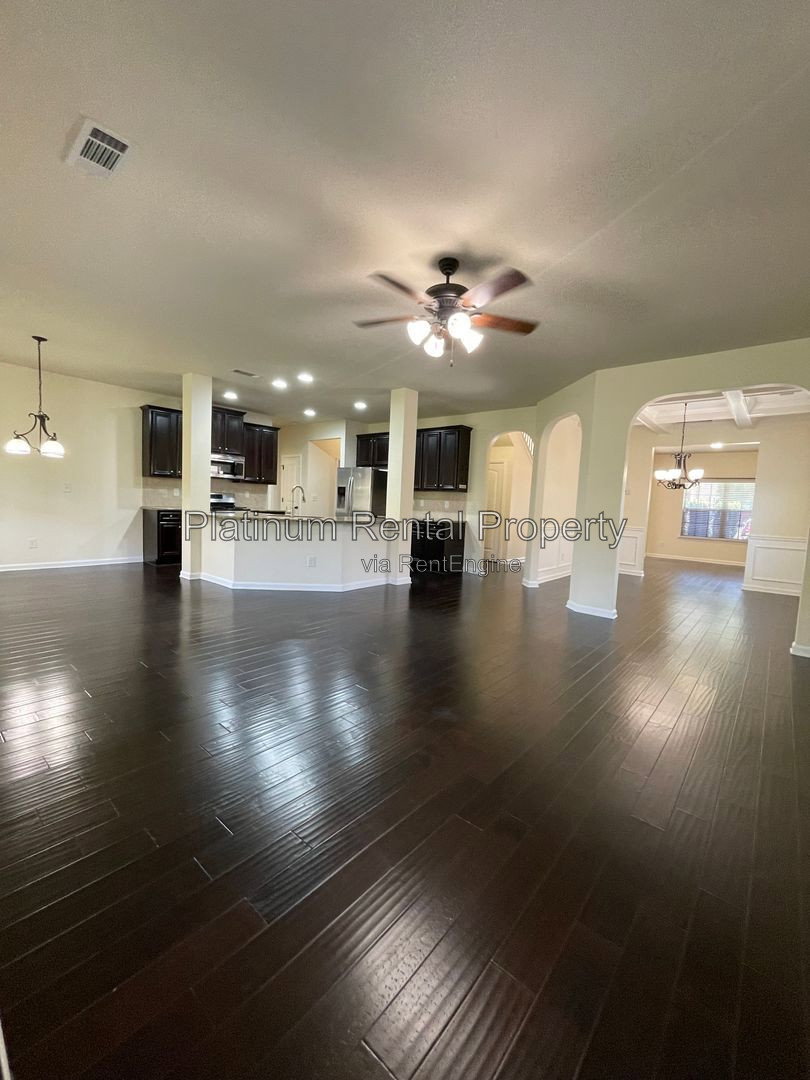 Gallery Image 30
