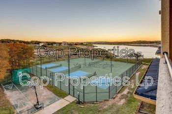 Gallery Image 17