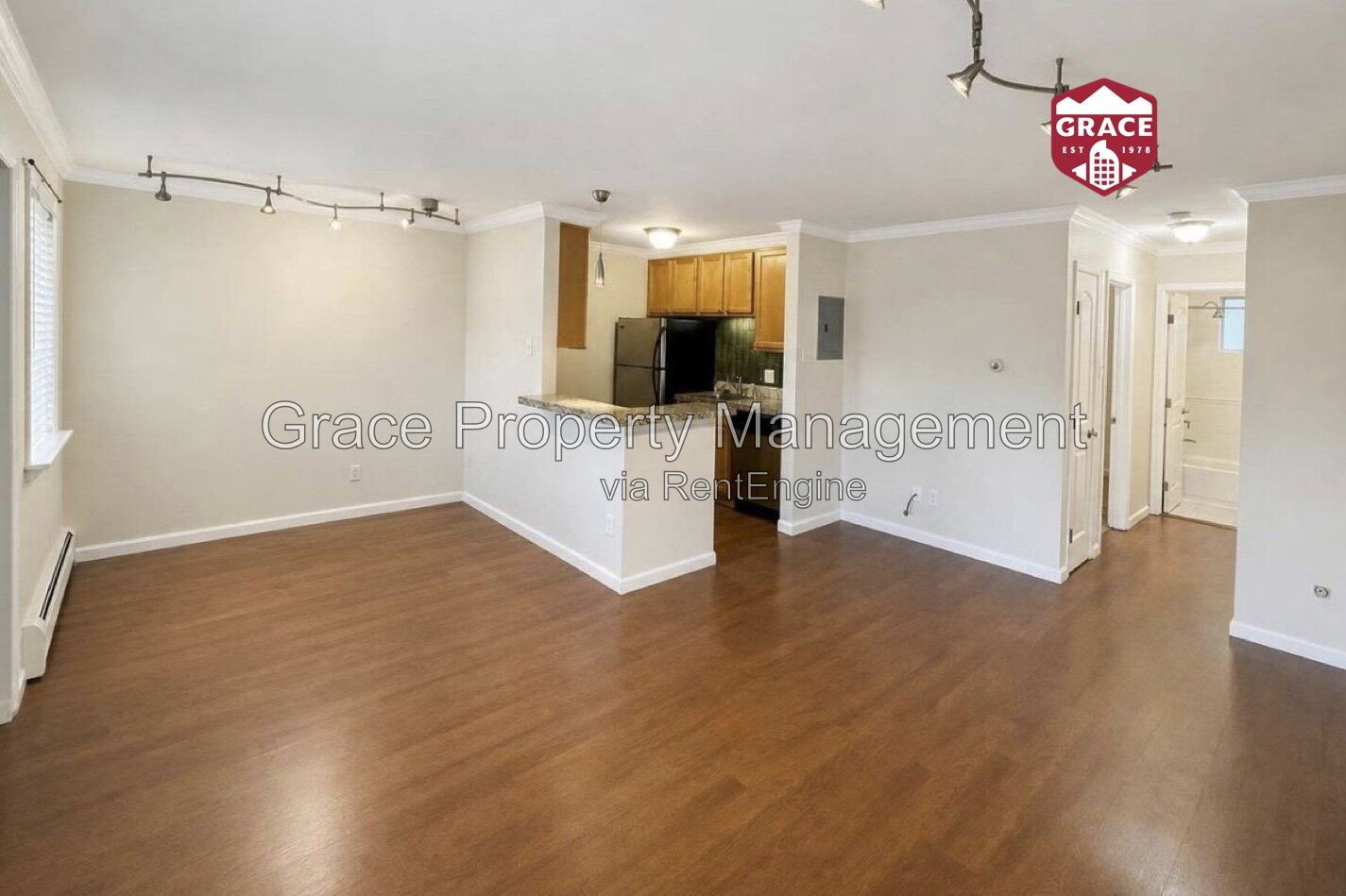 Gallery Image 0