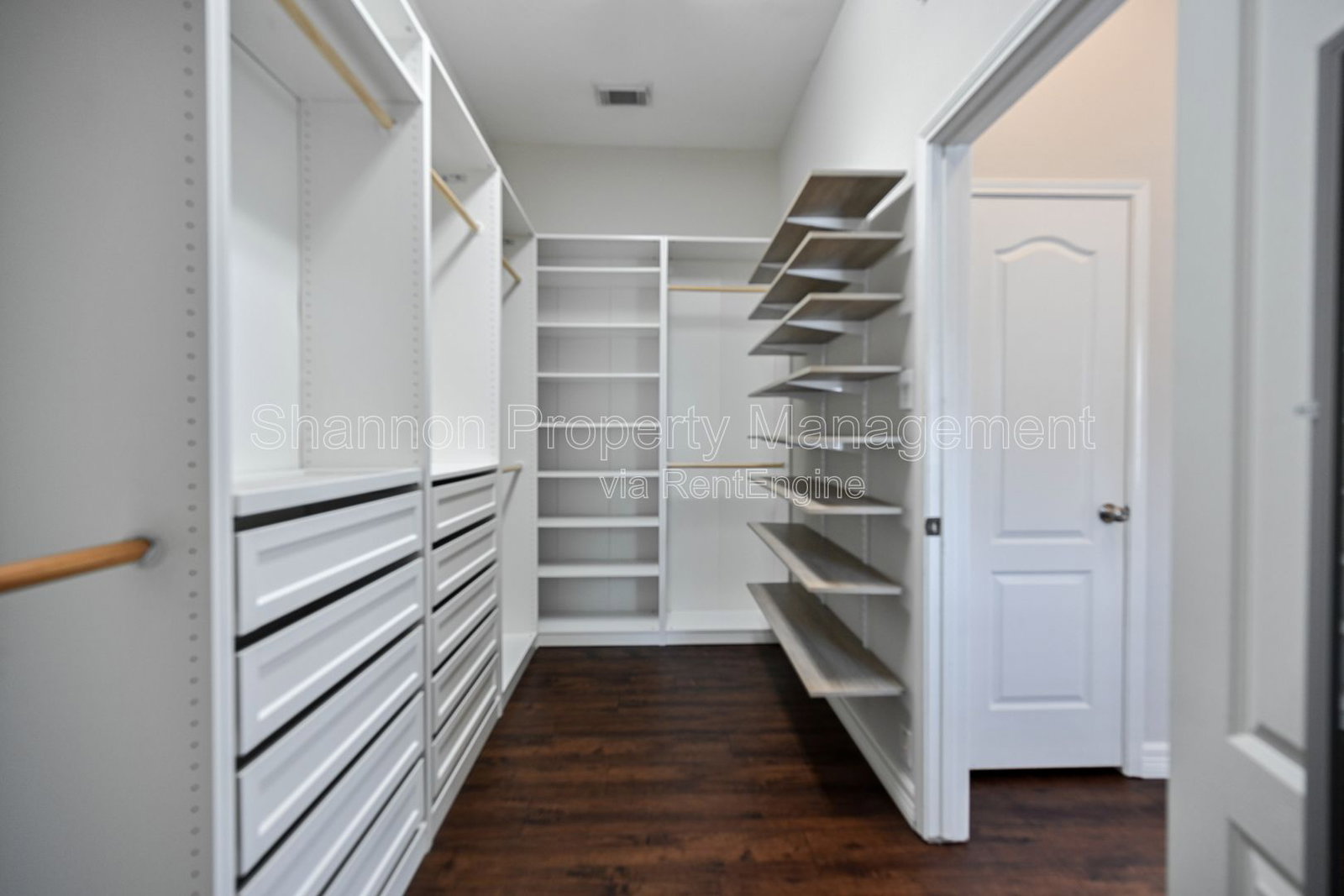 Gallery Image 25