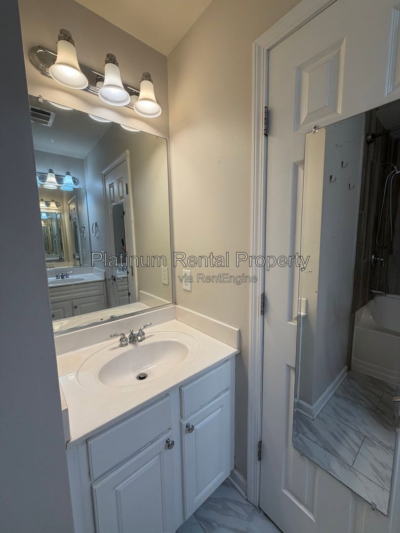 Gallery Image 41
