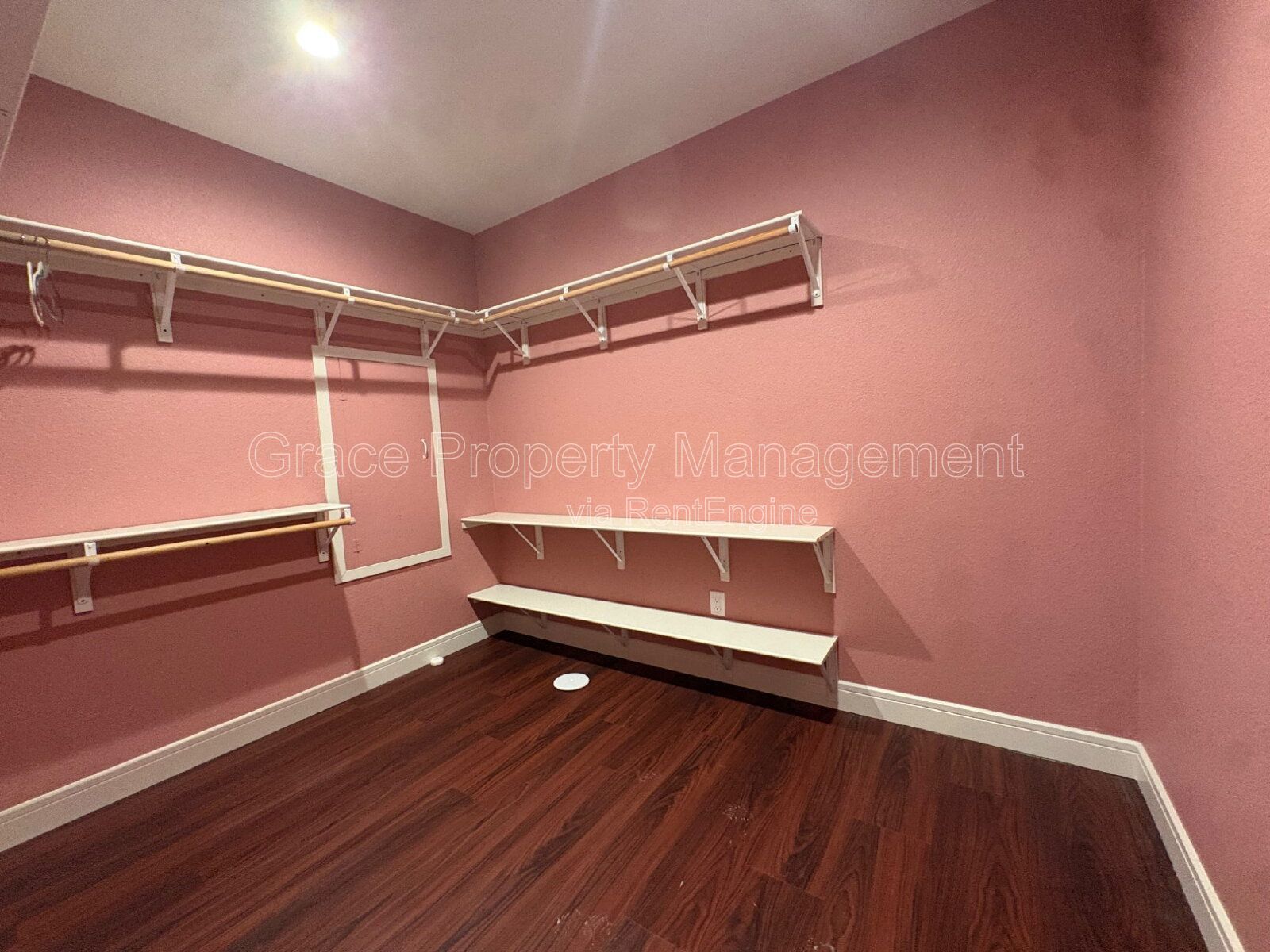 Gallery Image 16