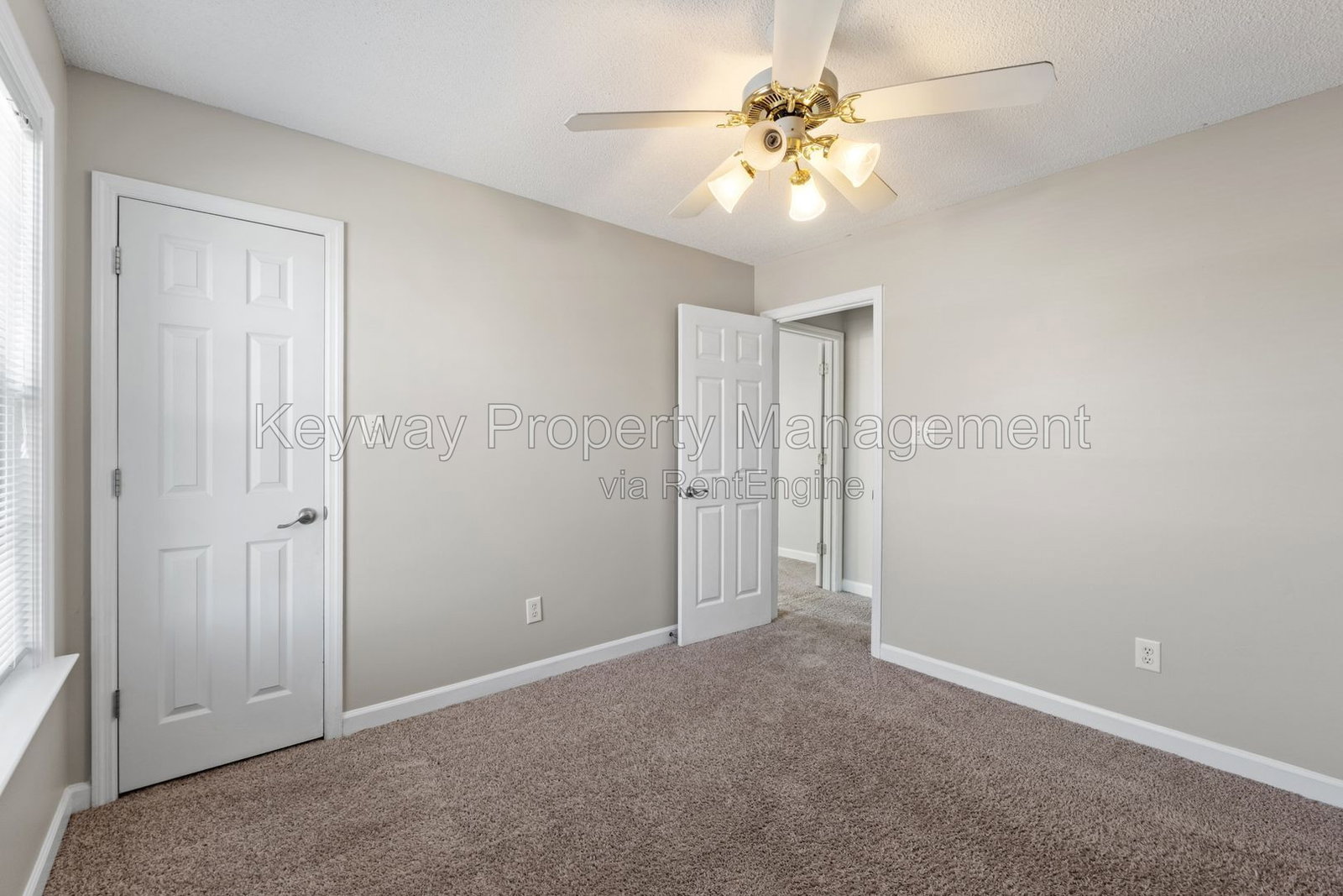 Gallery Image 22