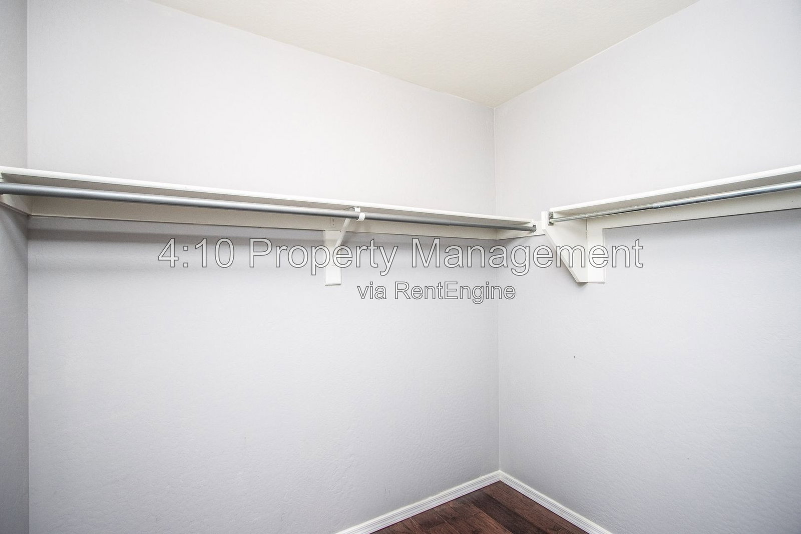 Gallery Image 16