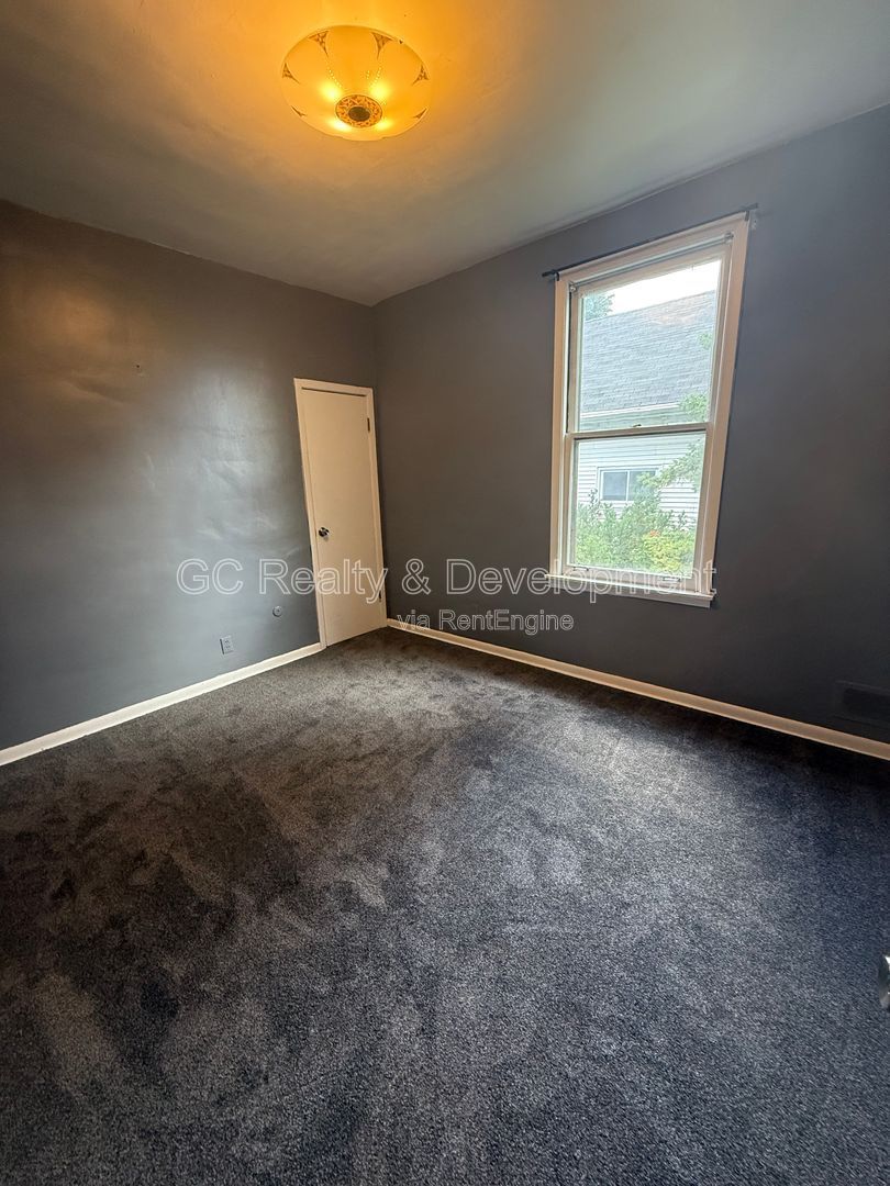 Gallery Image 8