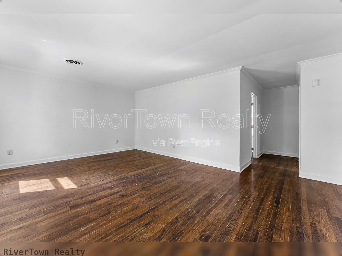 Gallery Image 20