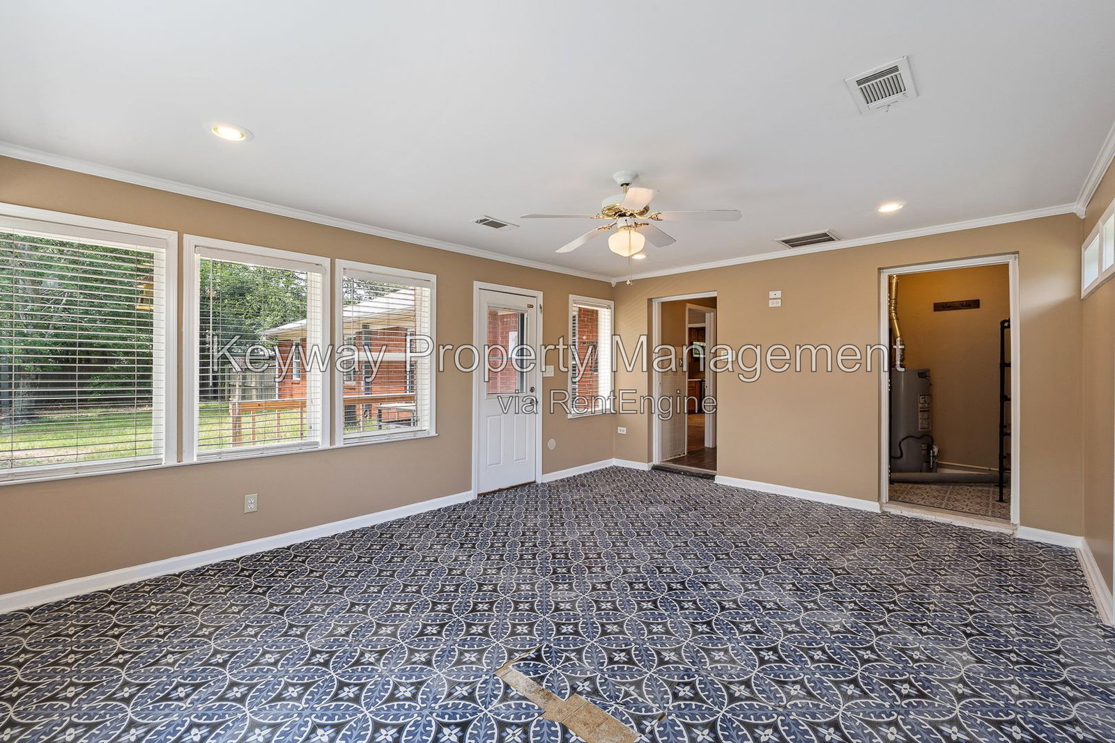 Gallery Image 18