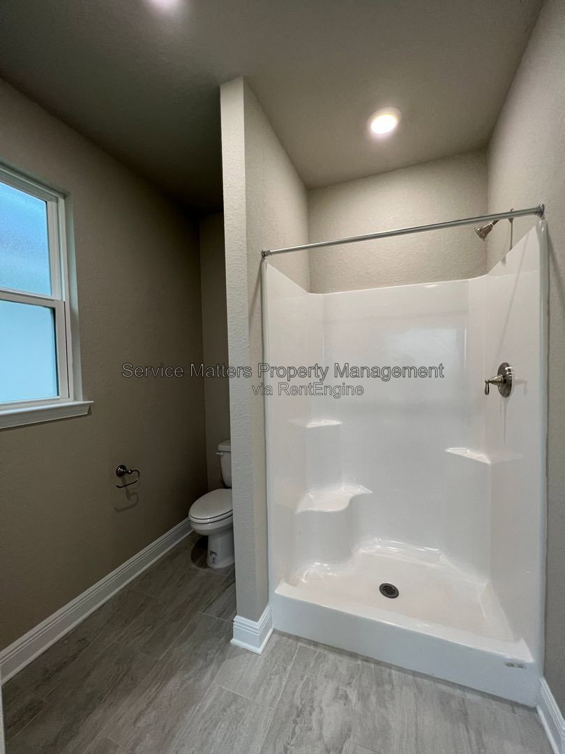 Gallery Image 17