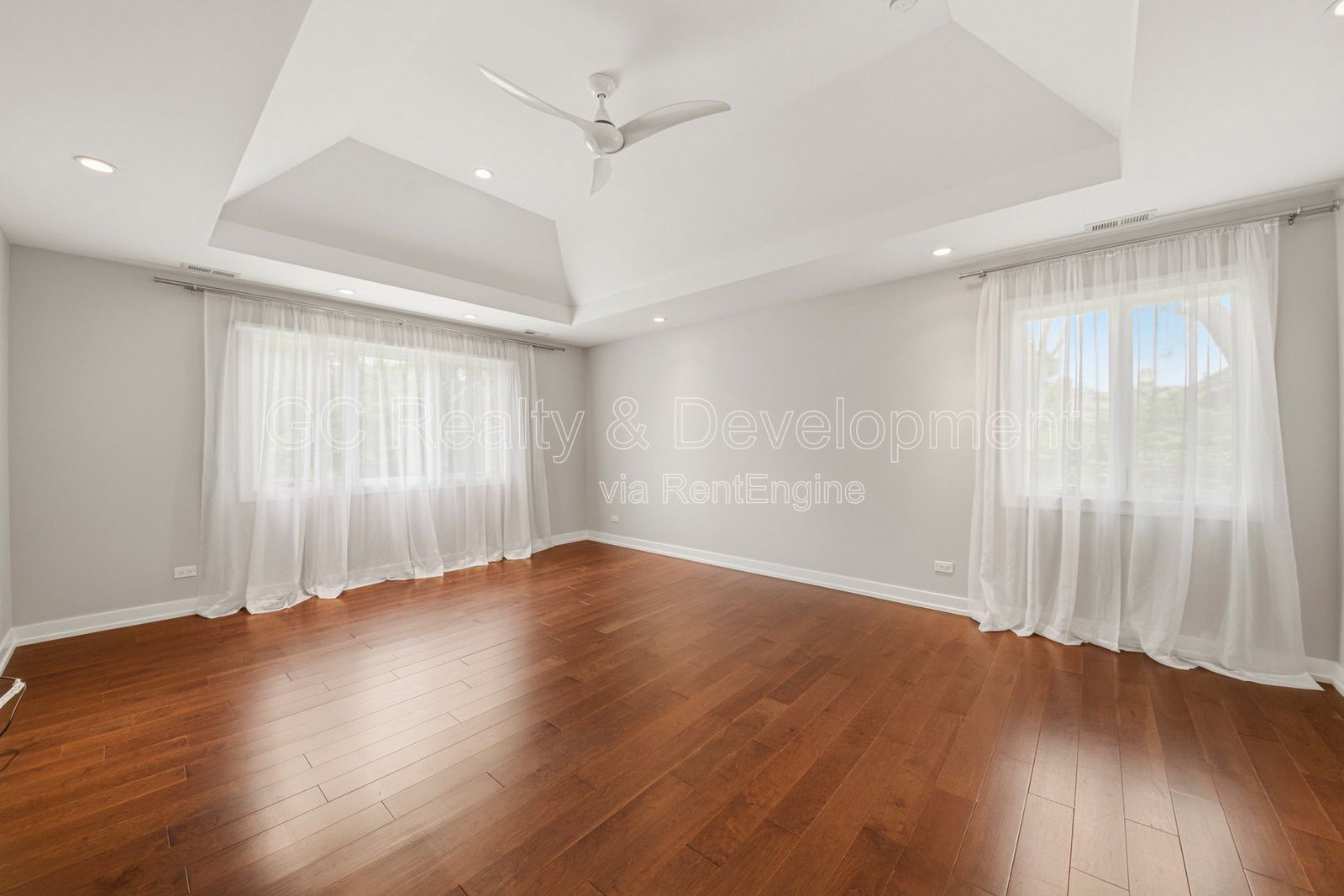 Gallery Image 16