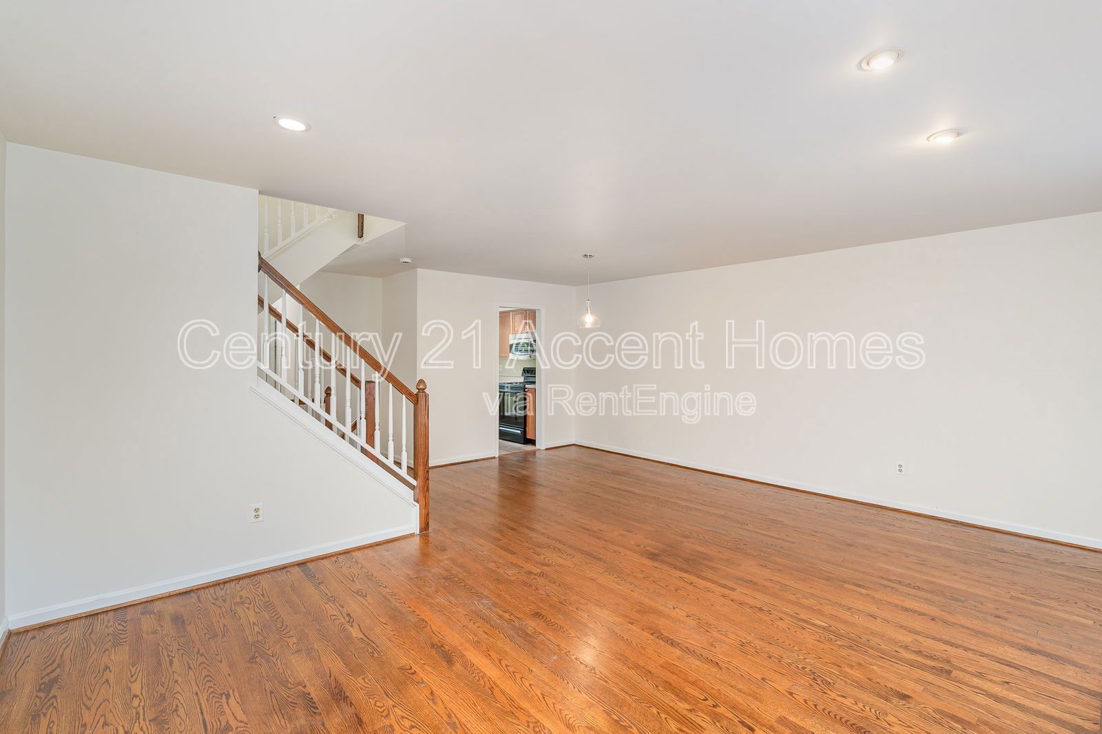 Gallery Image 16