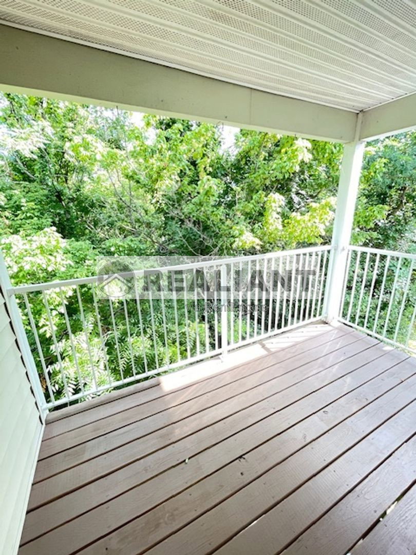 Gallery Image 9