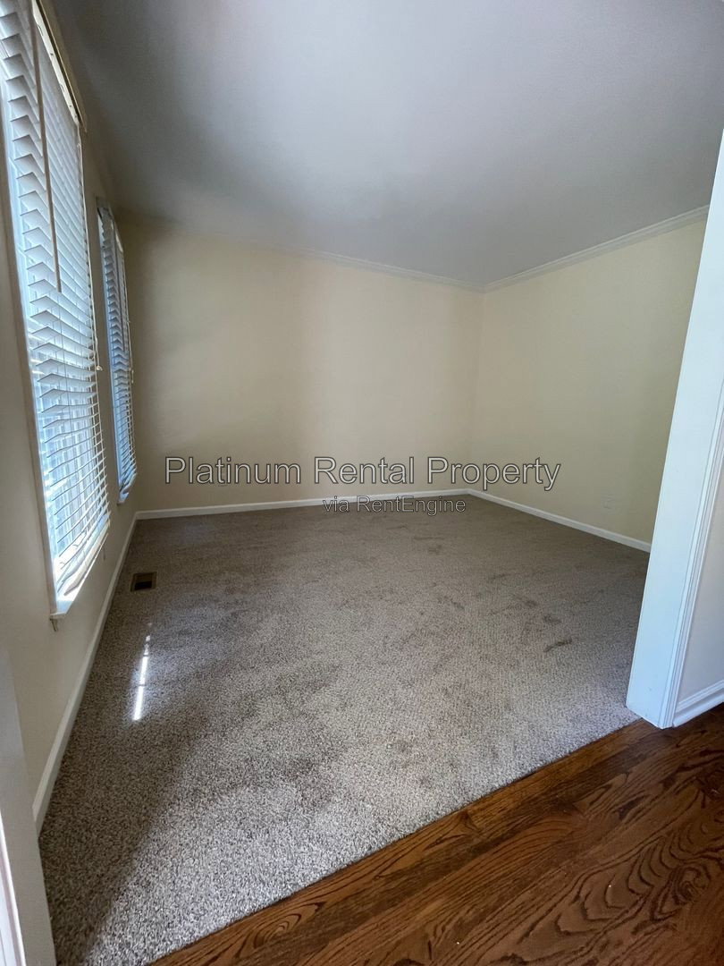Gallery Image 73