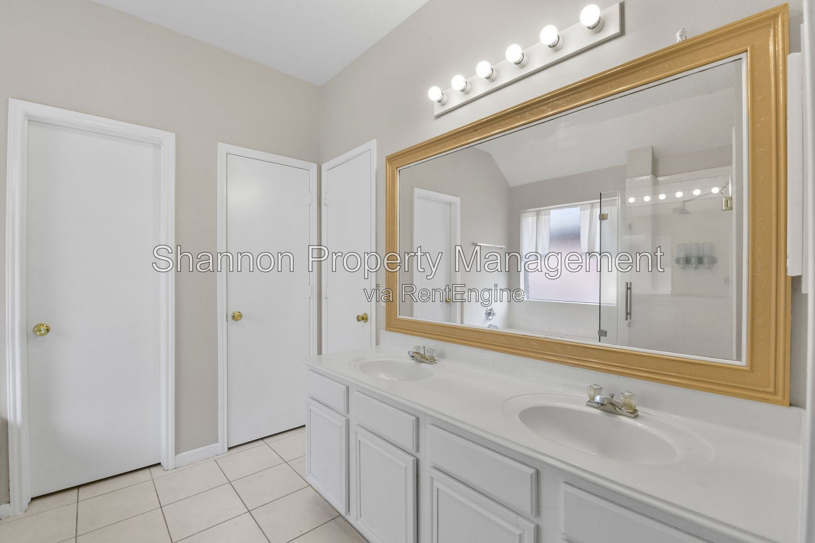 Gallery Image 21
