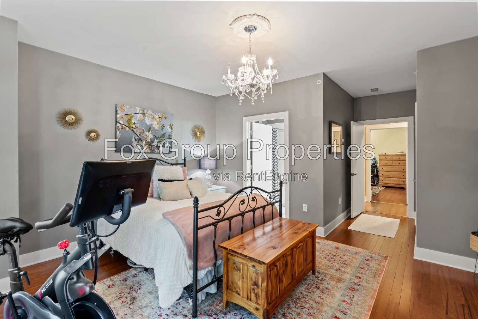 Gallery Image 16
