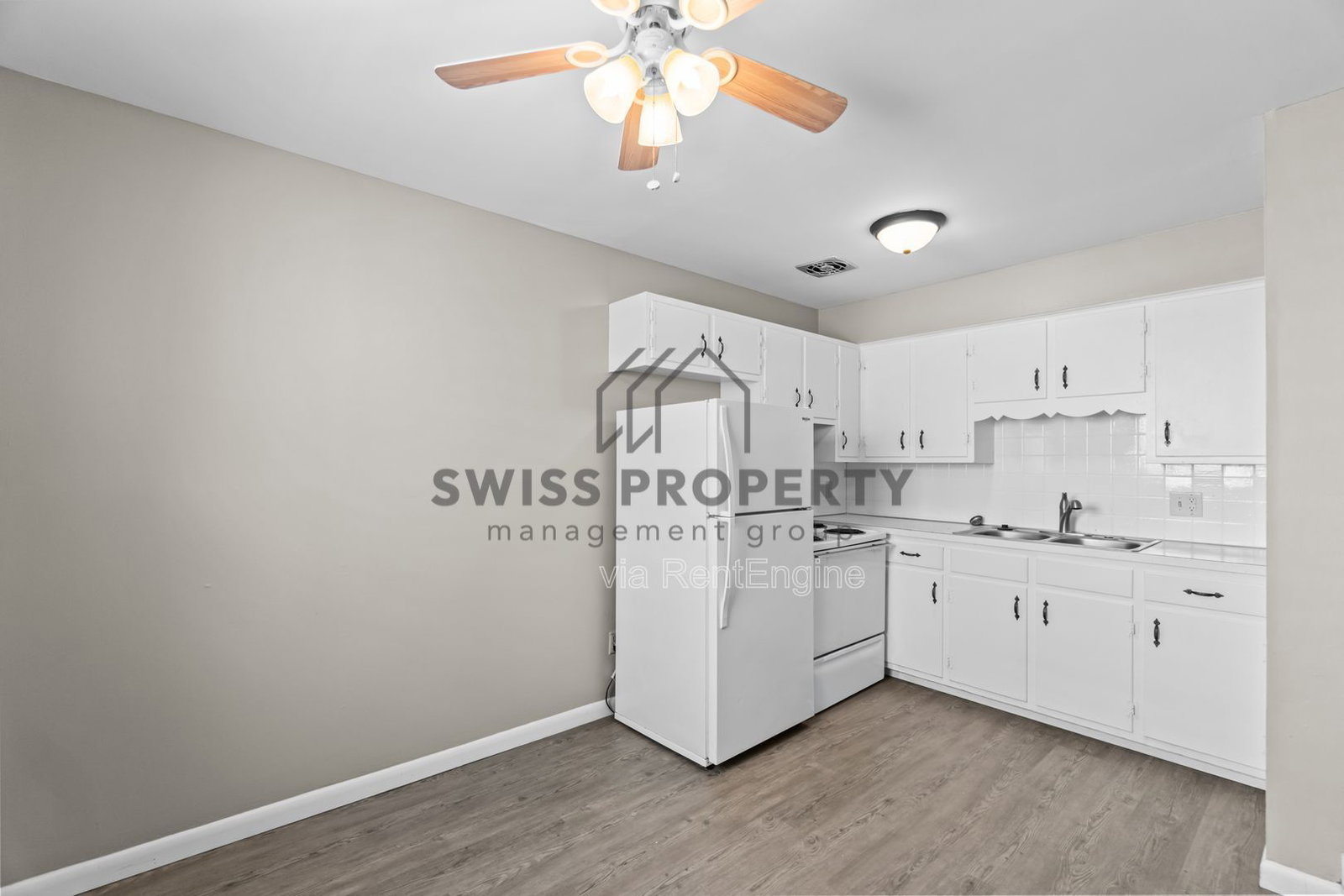 Gallery Image 16