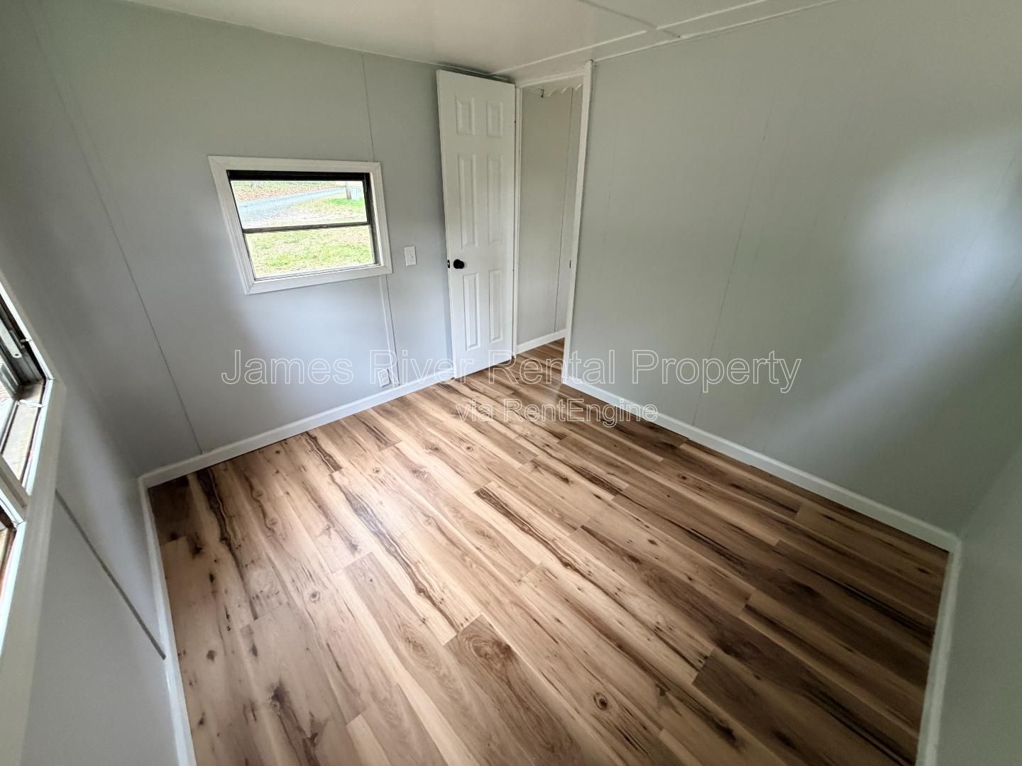 Gallery Image 15