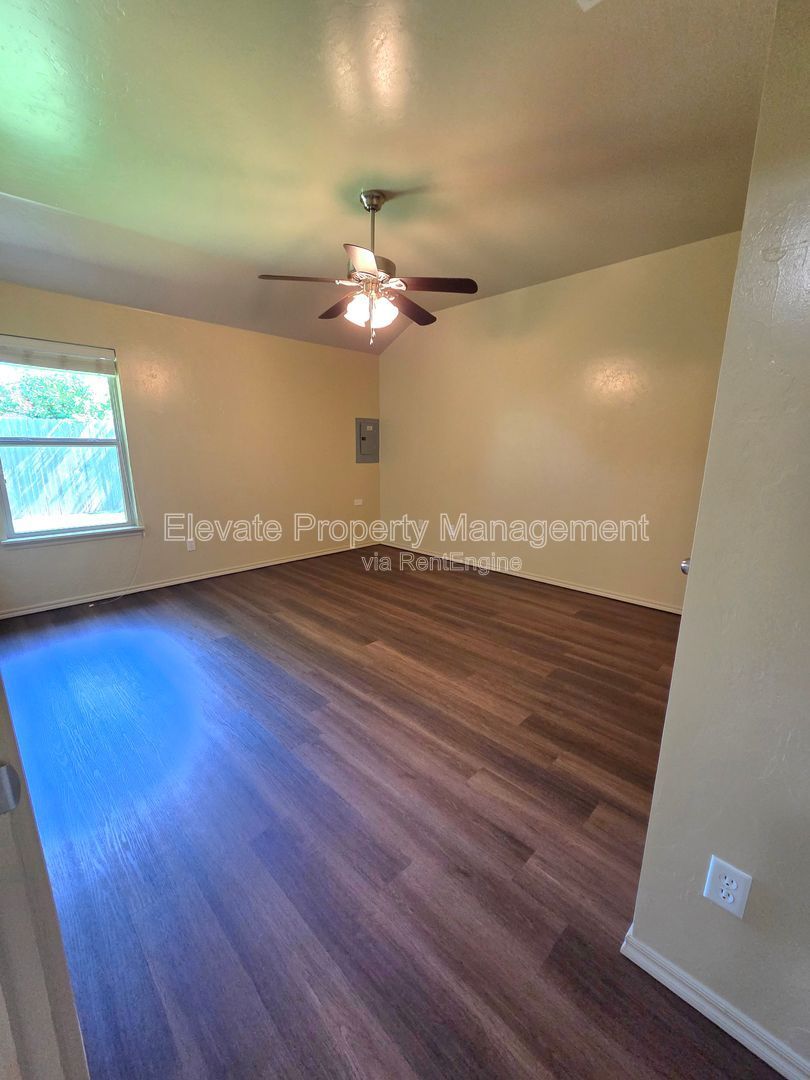 Gallery Image 7