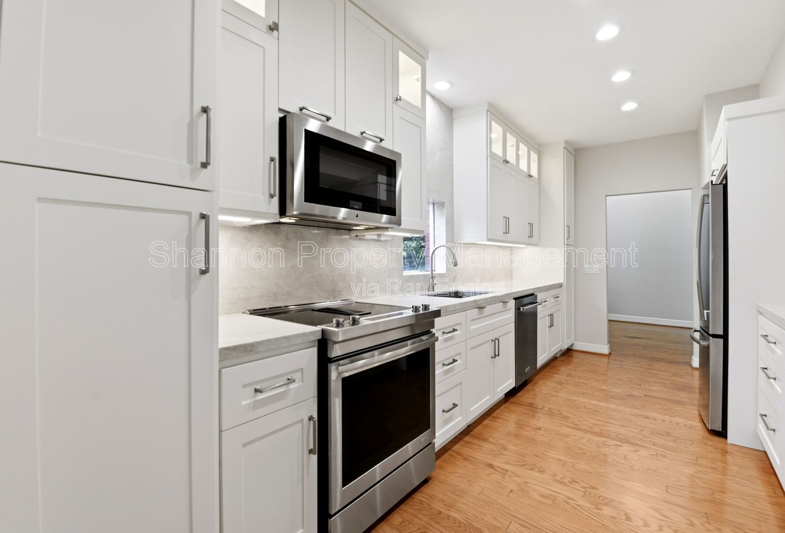 Gallery Image 18