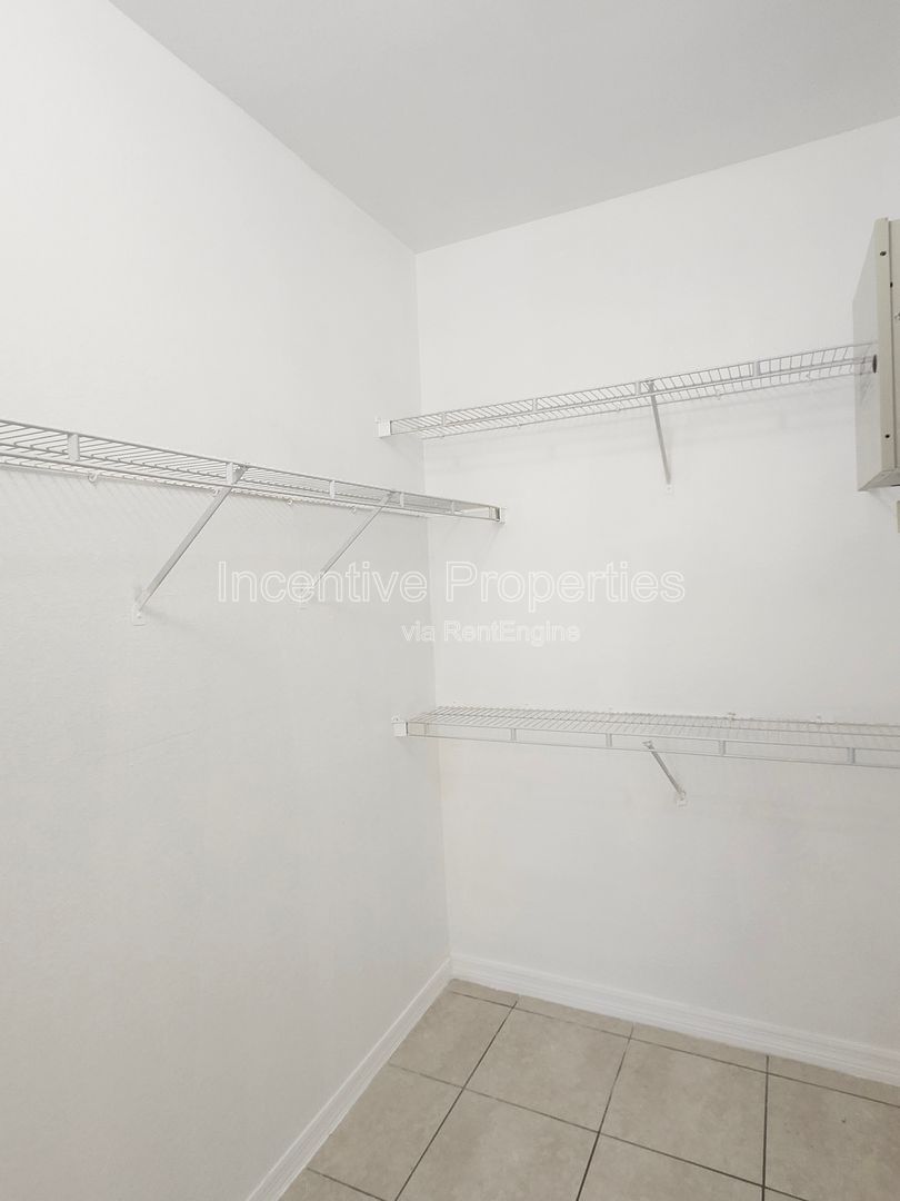 Gallery Image 22