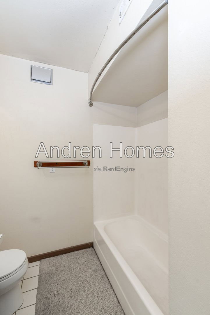 Gallery Image 16