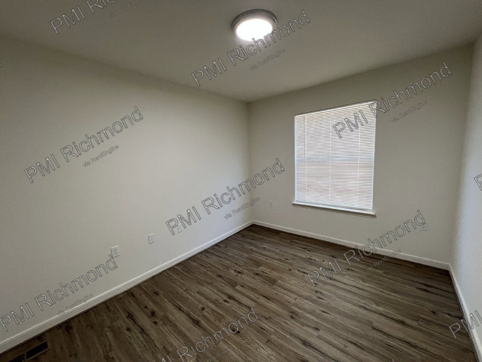 Gallery Image 21
