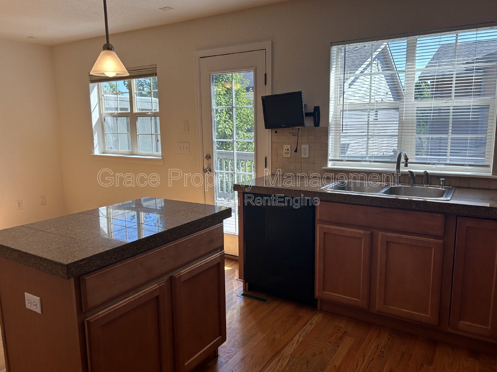 Gallery Image 10