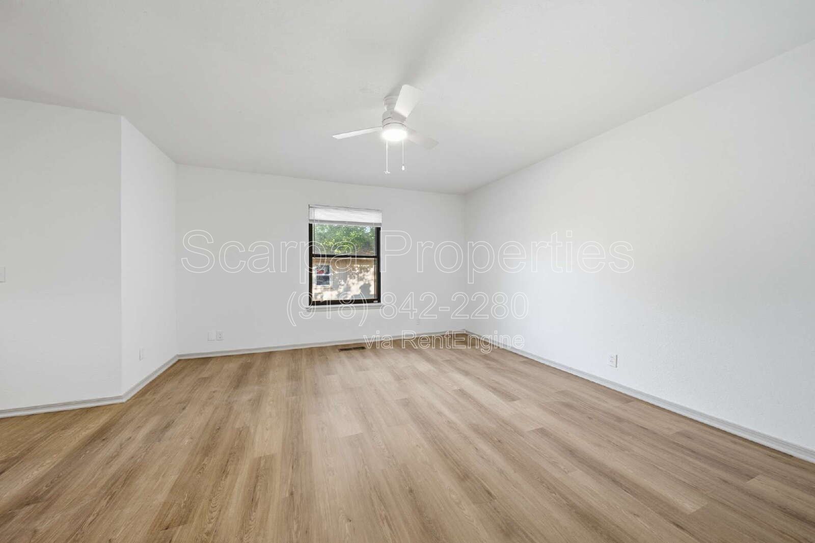 Gallery Image 17