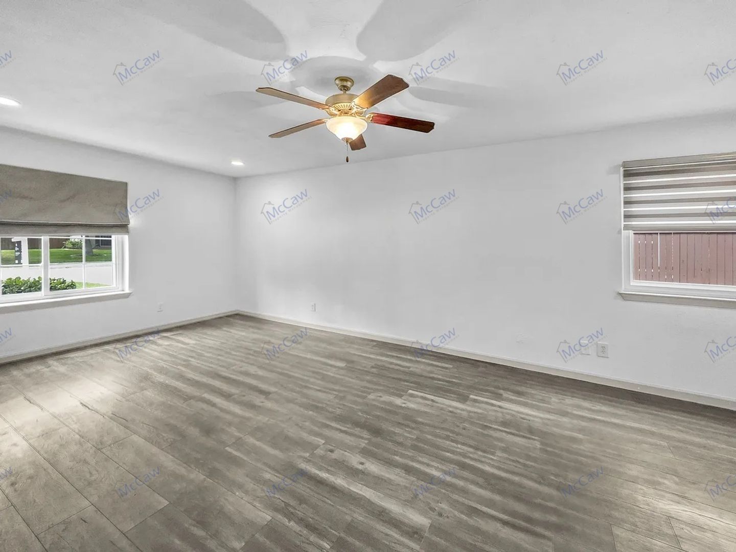 Gallery Image 19