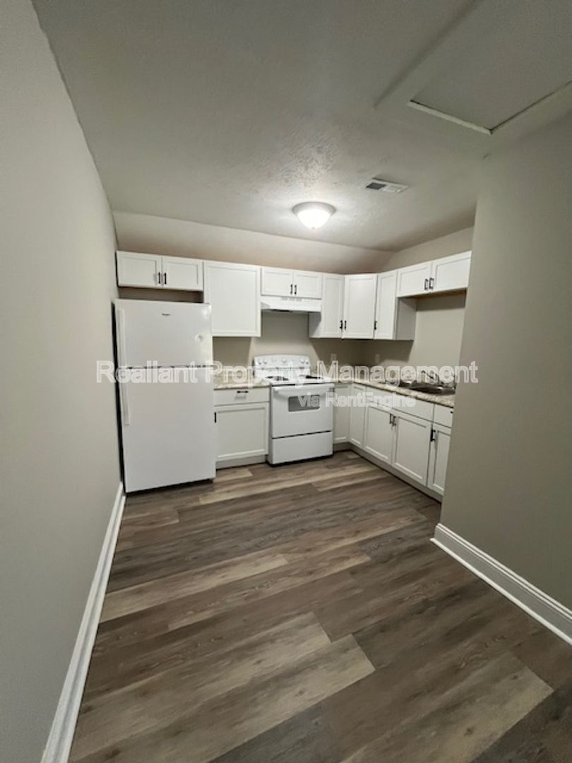 Gallery Image 0