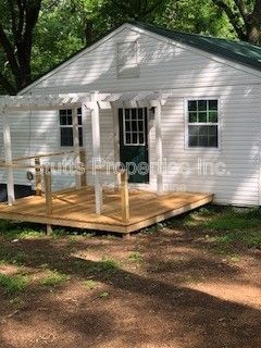 Gallery Image 0