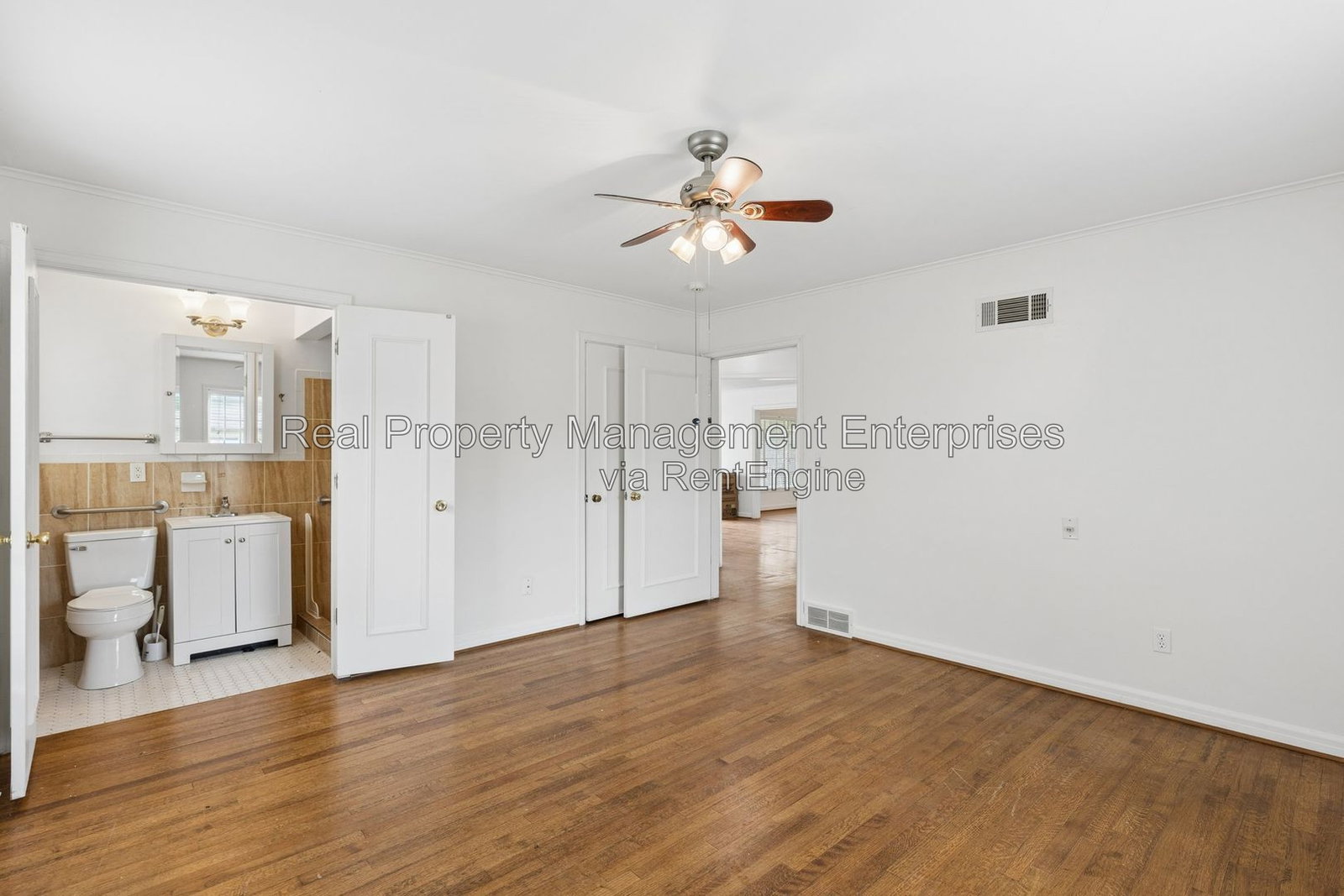 Gallery Image 38