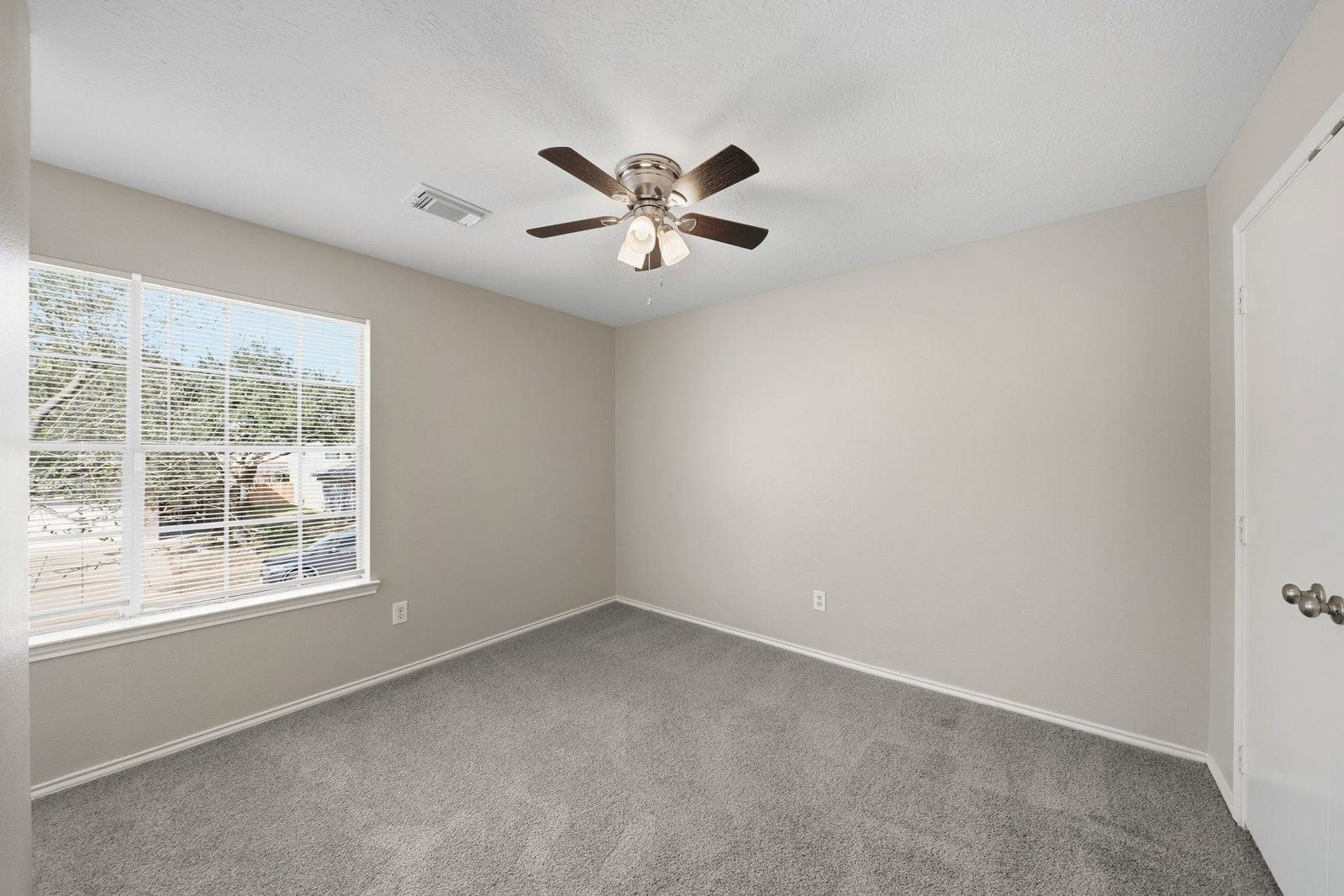 Gallery Image 19