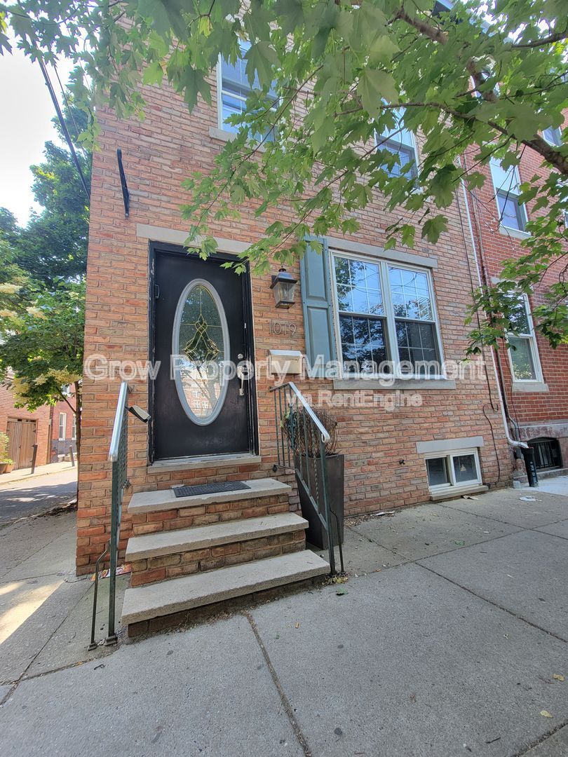 Gallery Image 0