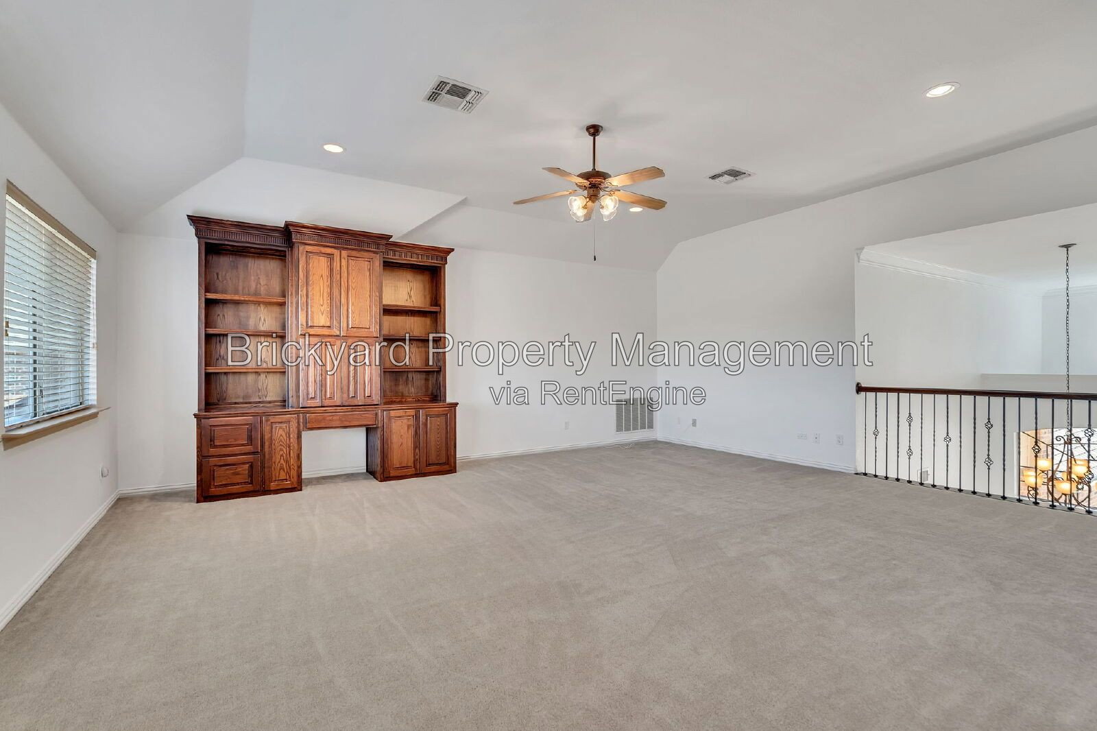 Gallery Image 78
