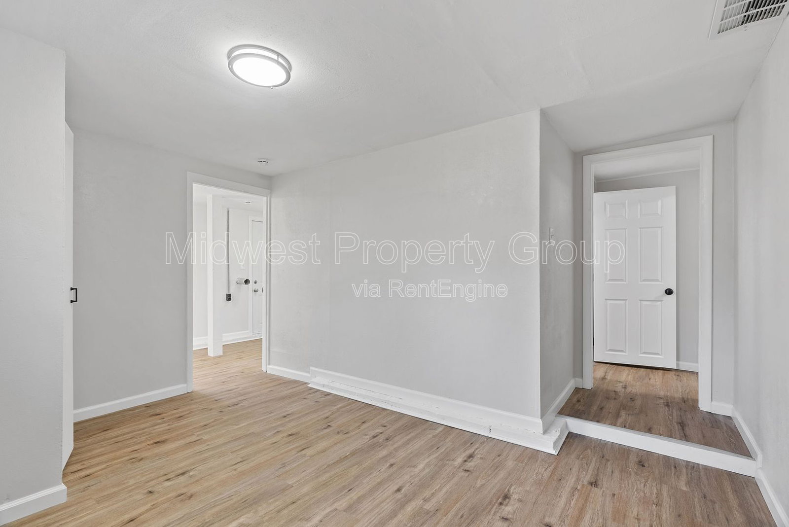 Gallery Image 18