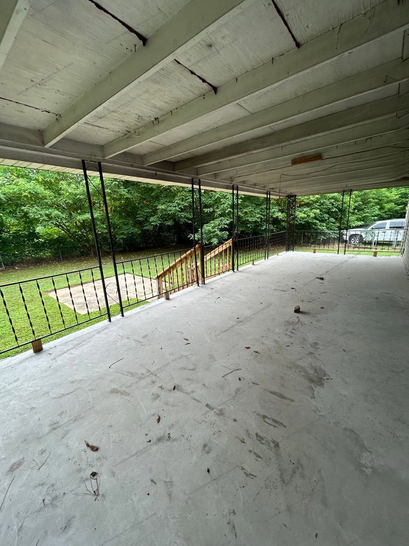 Gallery Image 16