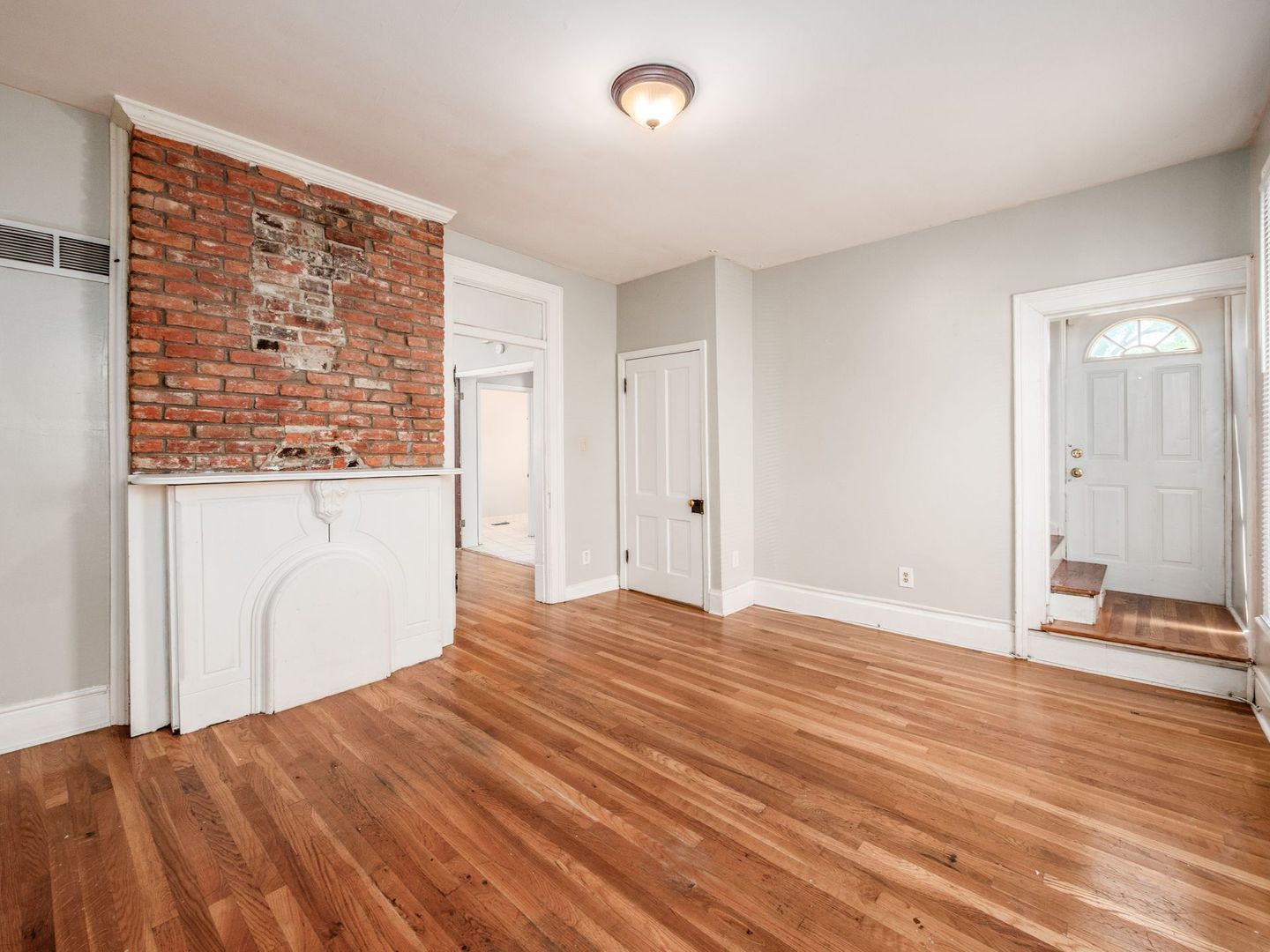 Gallery Image 19