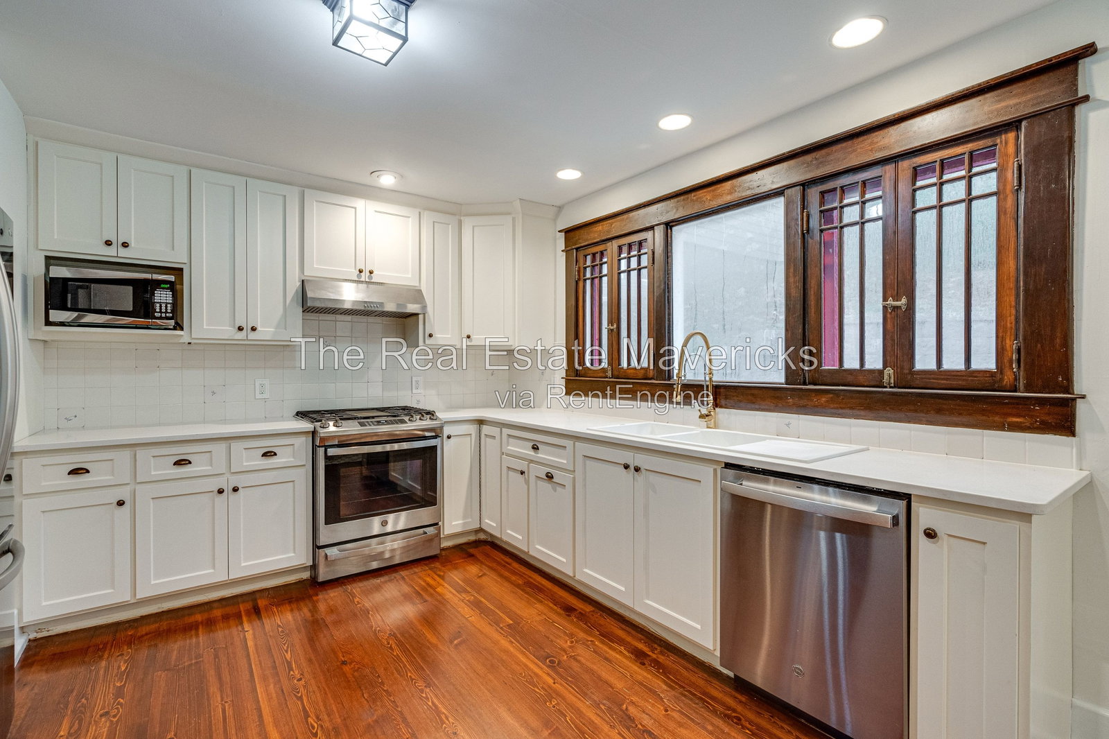 Gallery Image 12
