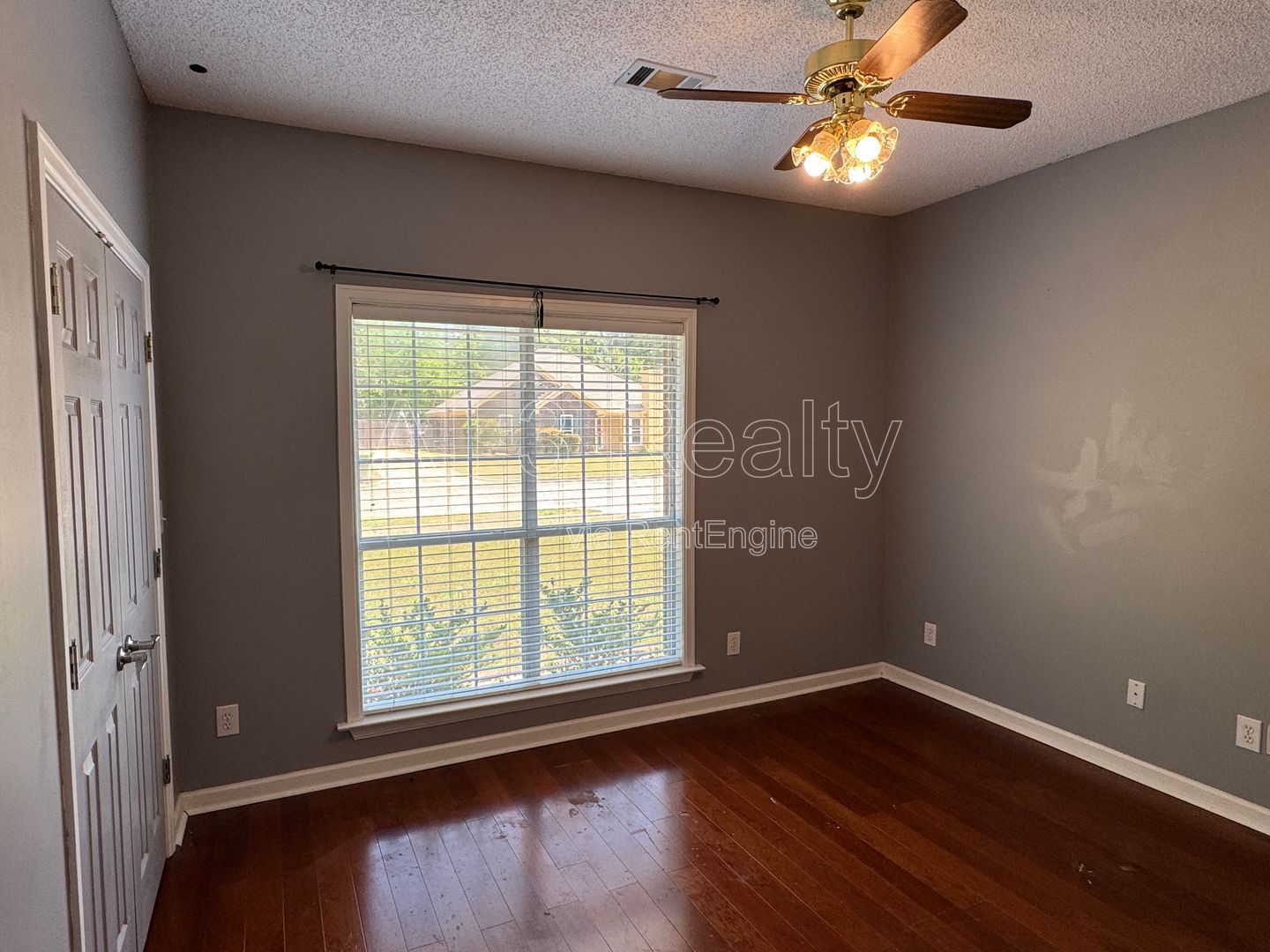 Gallery Image 30