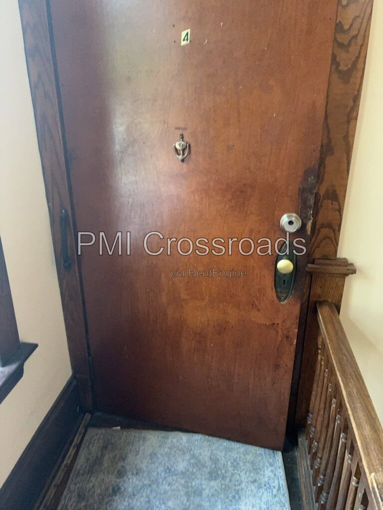Gallery Image 0
