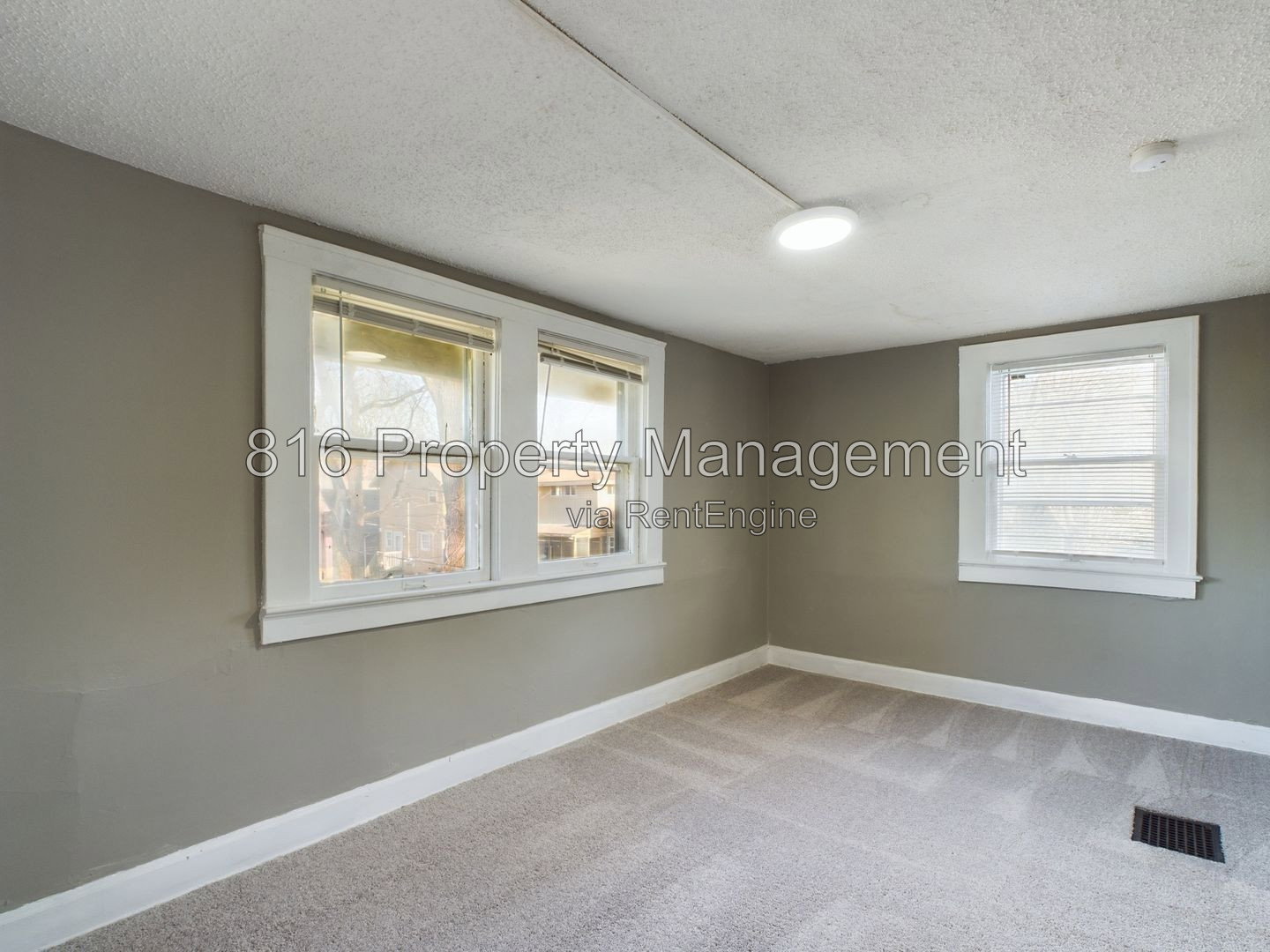 Gallery Image 18