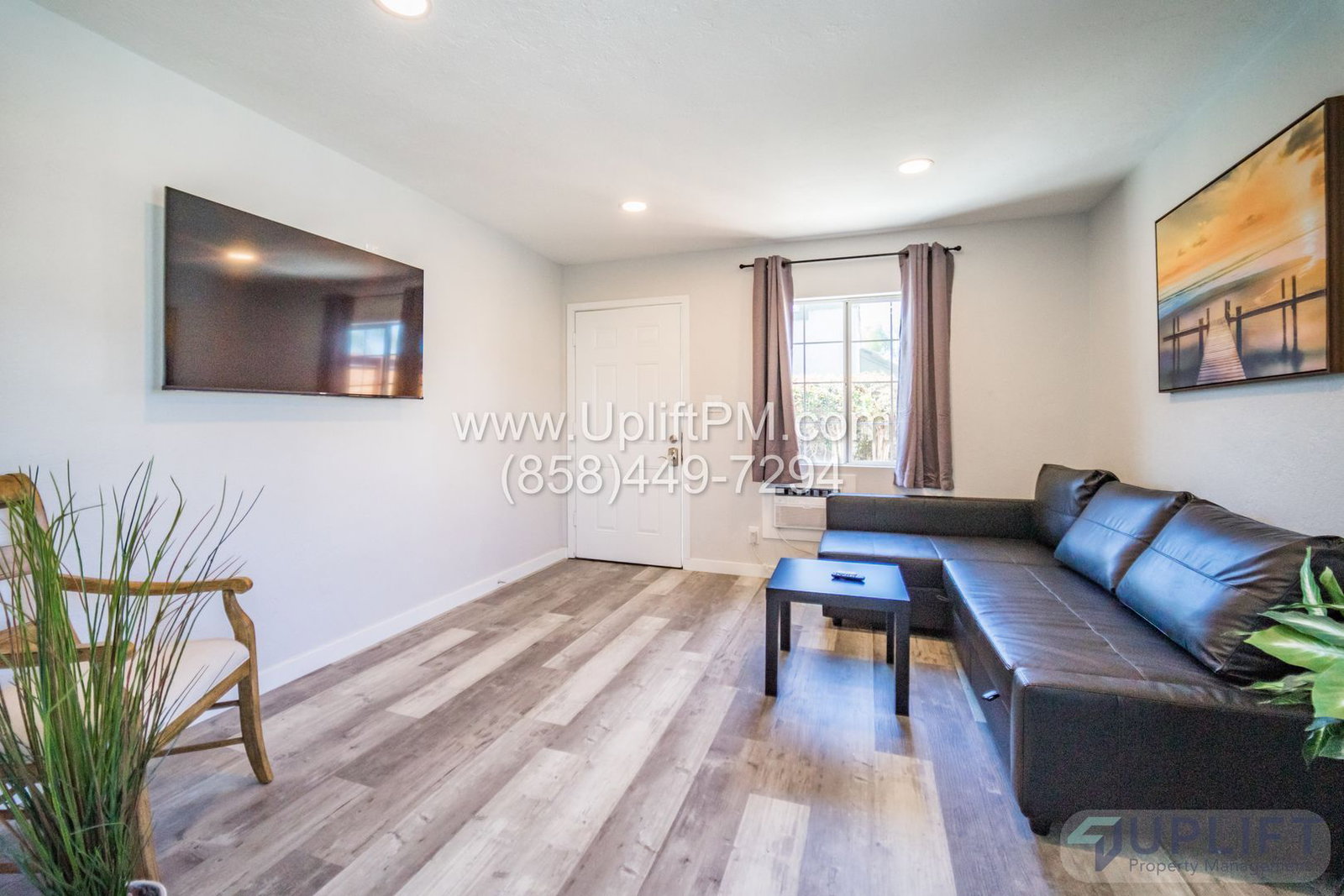 Gallery Image 0