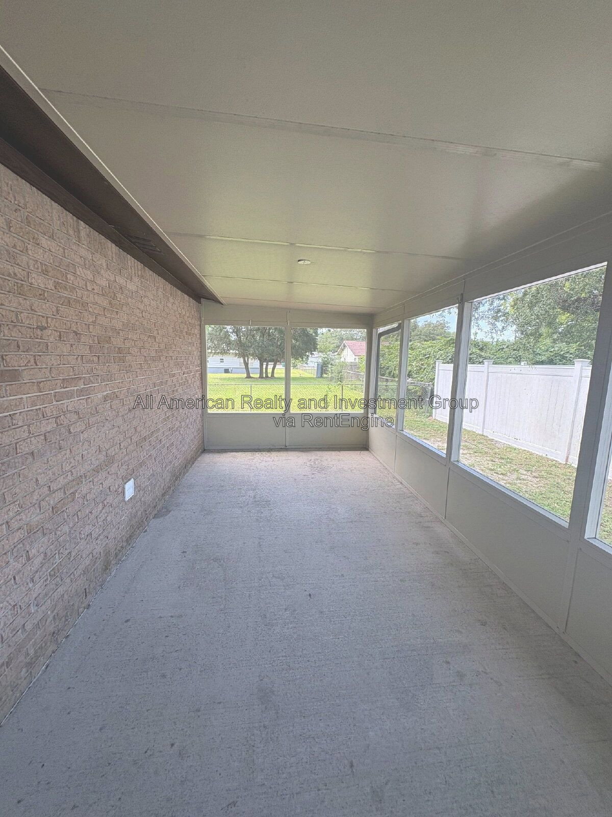 Gallery Image 0
