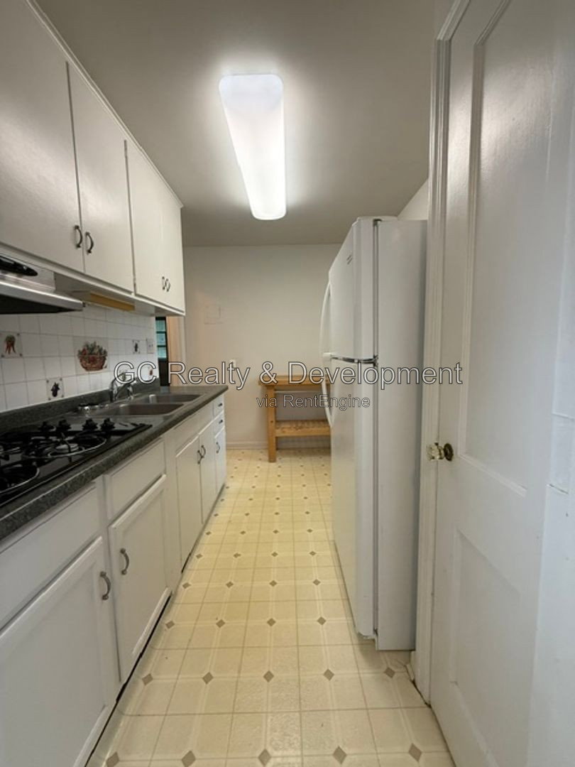 Gallery Image 8