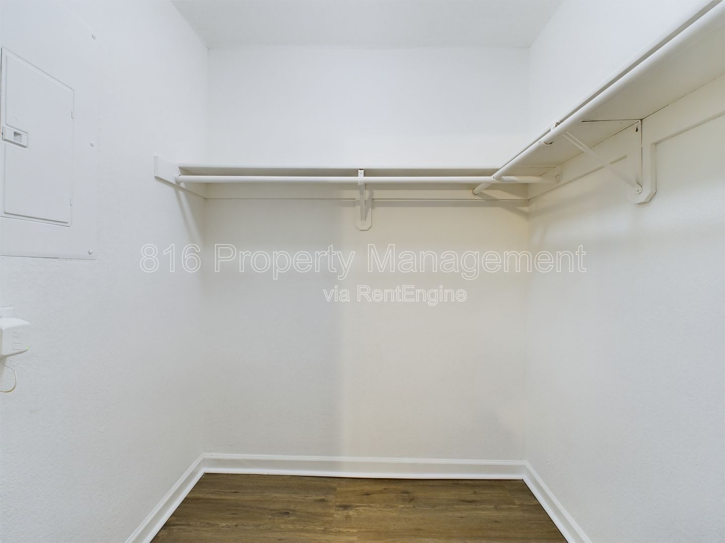 Gallery Image 16